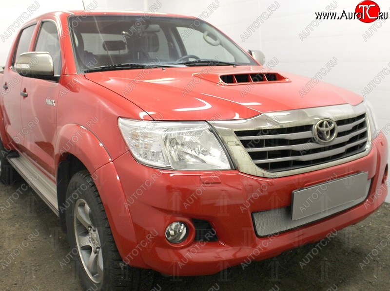 1 569 р. Защитная решётка в воздуховод автомобиля Russtal  Toyota Hilux  AN20,AN30 (2011-2016)  2-ой рестайлинг (хром)  с доставкой в г. Горно‑Алтайск