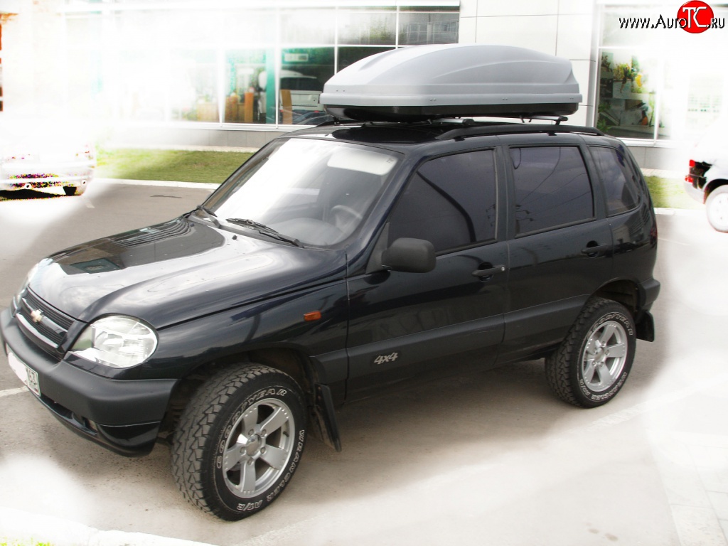 3 299 р. Рейлинги Лидер-премиум на автомобиль Chevrolet Niva 2123 рестайлинг (2009-2020) (Цвет: чёрный)  с доставкой в г. Горно‑Алтайск