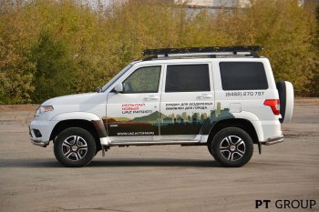 20 699 р. Порожки для ног из трубы Ø51 с алюминиевой площадкой Petroil Tuning Уаз Патриот 3163 5-дв. 1-ый рестайлинг (2014-2016) (Нержавеющая полированная сталь)  с доставкой в г. Горно‑Алтайск. Увеличить фотографию 7