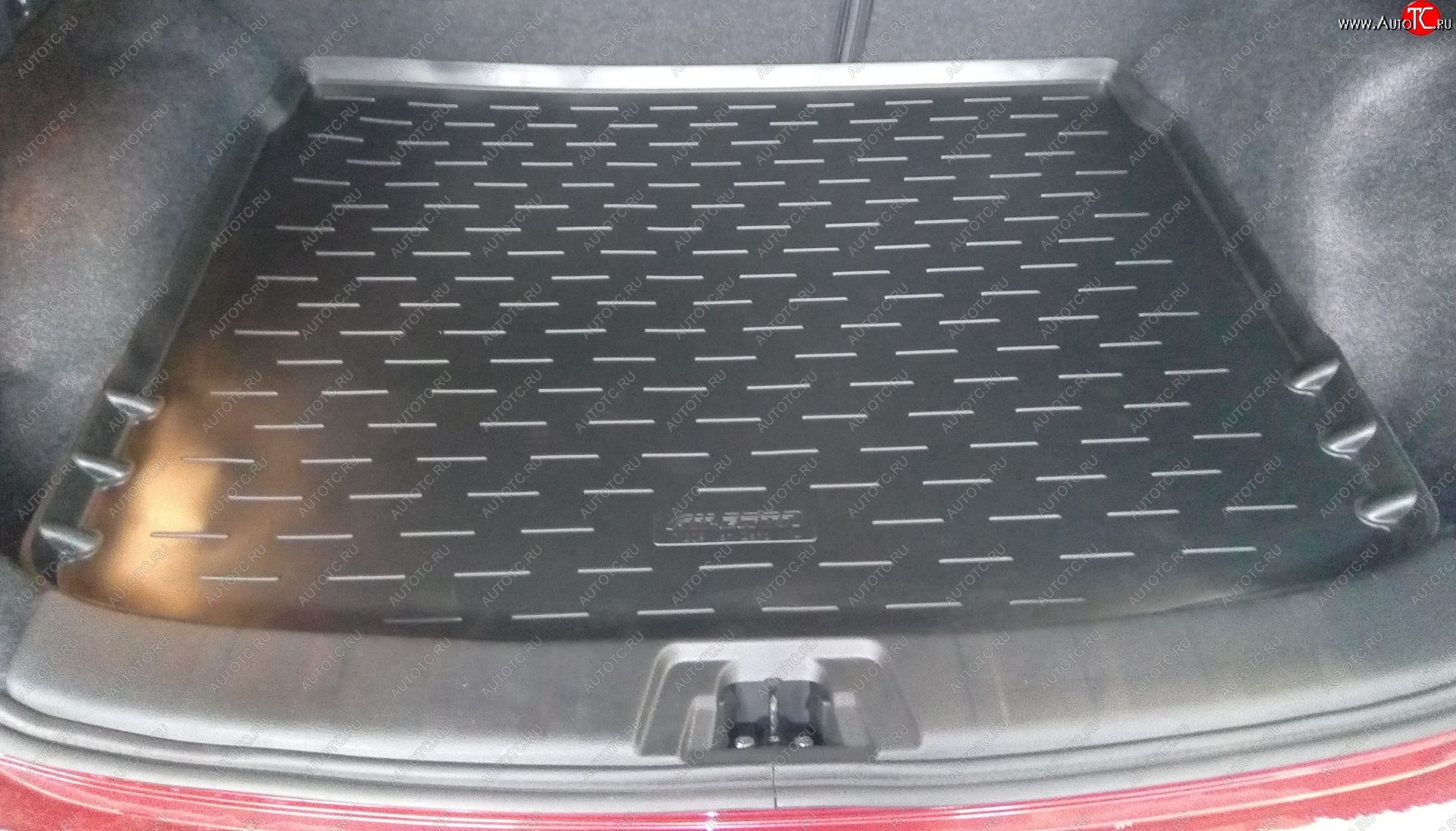 1 429 р. Коврик багажника (Variant, универсал) Aileron  Volkswagen Golf  7 (2012-2020) дорестайлинг, хэтчбэк 5 дв., рестайлинг, хэтчбэк 5 дв.  с доставкой в г. Горно‑Алтайск